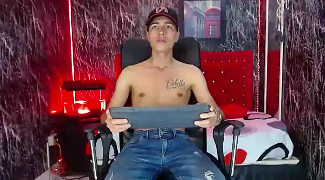 Dylan Milk online show from 01-31-25, 08:22