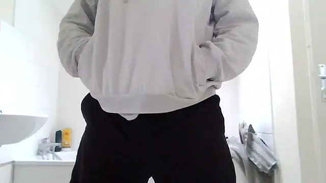 Zer oki online show from 02-22-25, 09:34