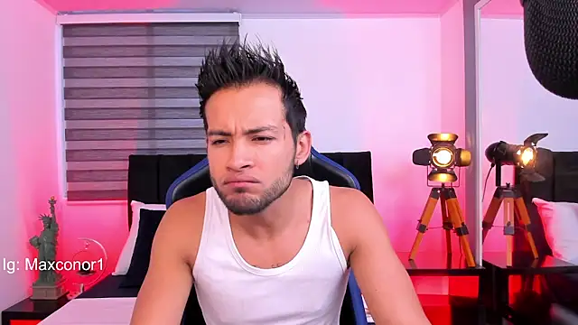 Max Conor1 online show from 03-07-25, 11:18
