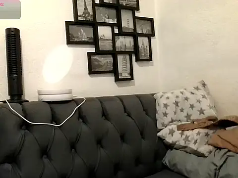 MirandaLatinaLovely online show from 04-05-26, 04:37