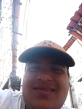 Snapshot of GordinPF chatting on 10-28-25, 11:14 GordinPF online show from 10-28-25, 11:14