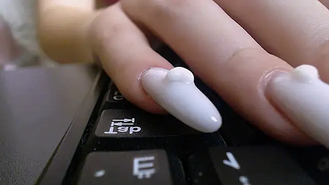 Snapshot of AngelaX_ chatting on 01-31-25, 11:03 AngelaX online show from 01-31-25, 11:03