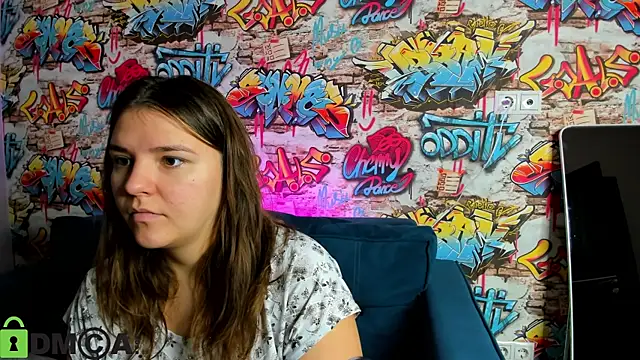 Jenny Jimmy online show from 11-20-25, 01:06