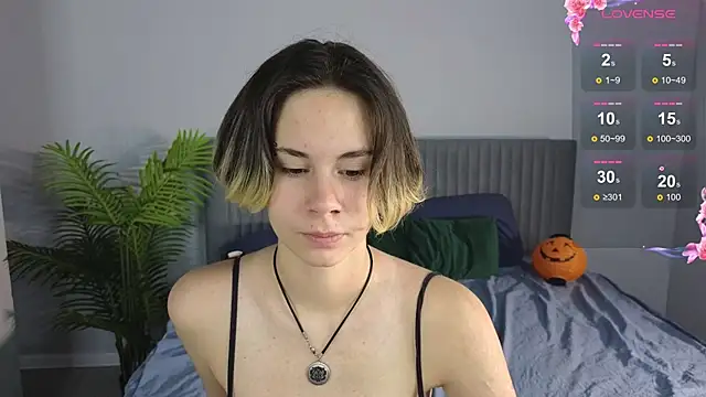 Snapshot of BettyCarter07 chatting on 11-04-25, 01:16 BettyCarter07 online show from 11-04-25, 01:16