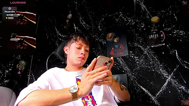 marcuscollins1  online show from 02-13-25, 05:11