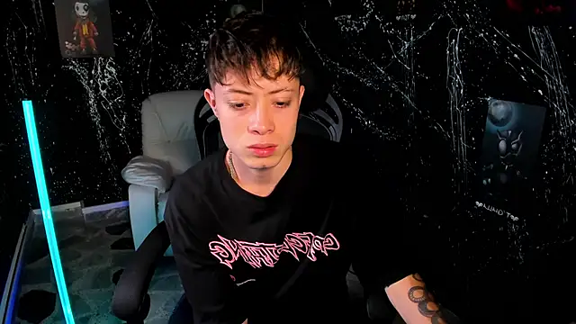 marcuscollins1  online show from 02-22-25, 03:36