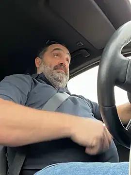 Snapshot of fuocovivo4 chatting on 02-10-25, 01:33 fuocovivo4 online show from 02-10-25, 01:33