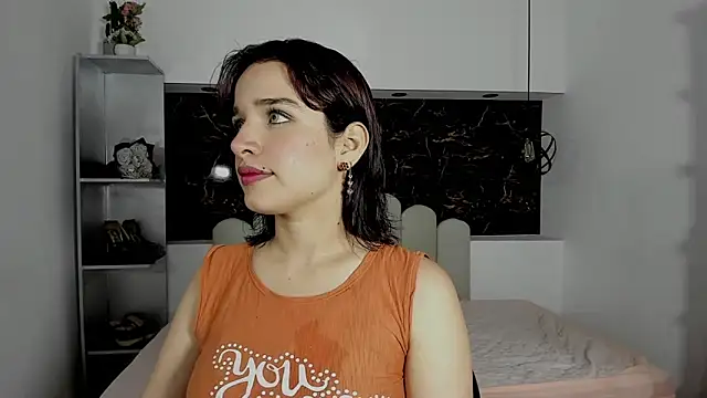 Annyrosee online show from 02-10-26, 08:13