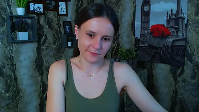 ValeriaHeart  online show from 03-06-26, 02:57