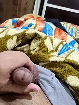 Snapshot of Hot_funky_boy chatting on 02-14-25, 09:10 Hot funky boy online show from 02-14-25, 09:10