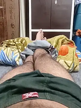 Snapshot of Hot_funky_boy chatting on 02-18-25, 05:53 Hot funky boy online show from 02-18-25, 05:53