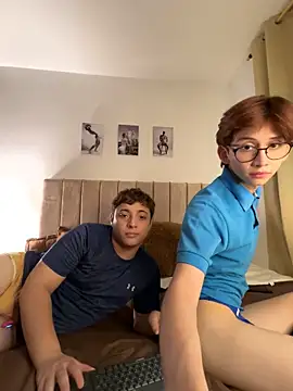 Snapshot of jacob_and_sam chatting on 10-09-25, 12:08 jacob and sam online show from 10-09-25, 12:08