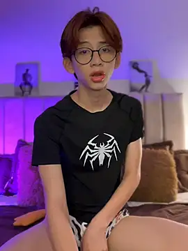 Snapshot of jacob_and_sam chatting on 11-22-25, 08:08 jacob and sam online show from 11-22-25, 08:08