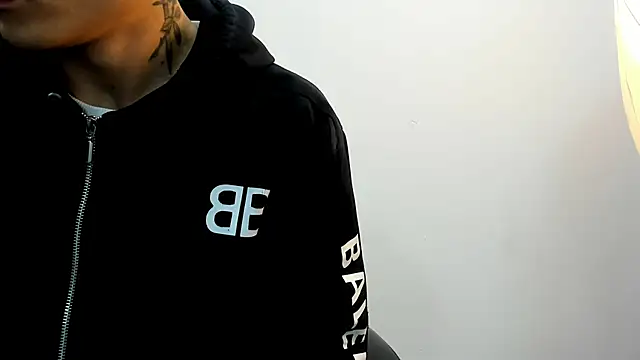 Snapshot of roan_birkin chatting on 11-11-25, 08:53 roan birkin online show from 11-11-25, 08:53