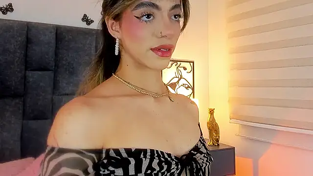 Violetta Ficher online show from 09-28-25, 02:17