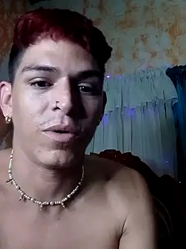 Snapshot of duquehotvoy chatting on 01-30-25, 08:42 duquehotvoy online show from 01-30-25, 08:42