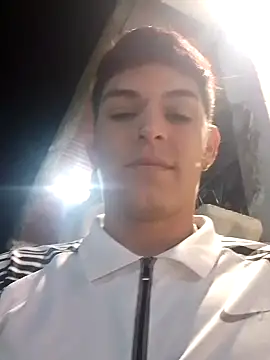 Snapshot of duquehotvoy chatting on 02-08-25, 01:11 duquehotvoy online show from 02-08-25, 01:11