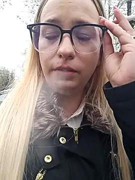 Mia RainX online show from 03-31-26, 10:59