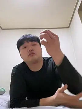 offwhite777 online show from 02-05-25, 02:48