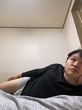 offwhite777 online show from 02-08-25, 01:33