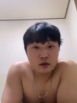 offwhite777 online show from 02-17-25, 04:04