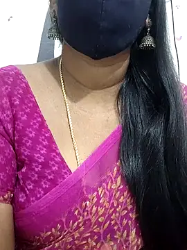 Snapshot of Tamil_Meera12 chatting on 01-06-26, 11:14 Tamil Meera12 online show from 01-06-26, 11:14