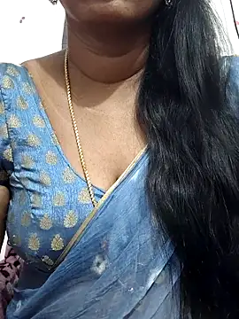 Snapshot of Tamil_Meera12 chatting on 02-11-26, 05:40 Tamil Meera12 online show from 02-11-26, 05:40