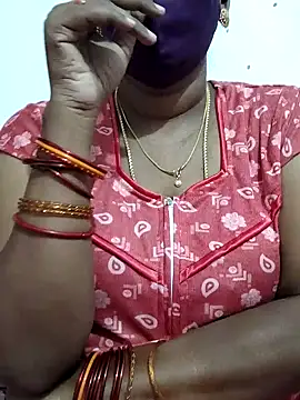 Snapshot of Tamil_Meera12 chatting on 02-19-26, 03:13 Tamil Meera12 online show from 02-19-26, 03:13