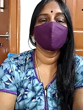 Snapshot of Tamil_Meera12 chatting on 03-02-26, 04:47 Tamil Meera12 online show from 03-02-26, 04:47