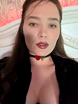 Snapshot of GoddessYanaMironova chatting on 04-19-26, 07:27 GoddessYanaMironova online show from 04-19-26, 07:27