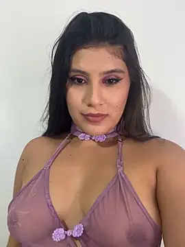 Snapshot of Arianna_Fioree chatting on 07-18-26, 06:34 Arianna Fioree online show from 07-18-26, 06:34