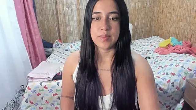 Snapshot of __leaa chatting on 09-30-25, 10:37 leaa online show from 09-30-25, 10:37