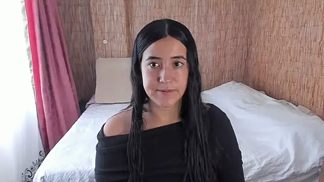 Snapshot of __leaa chatting on 11-16-25, 02:44 leaa online show from 11-16-25, 02:44