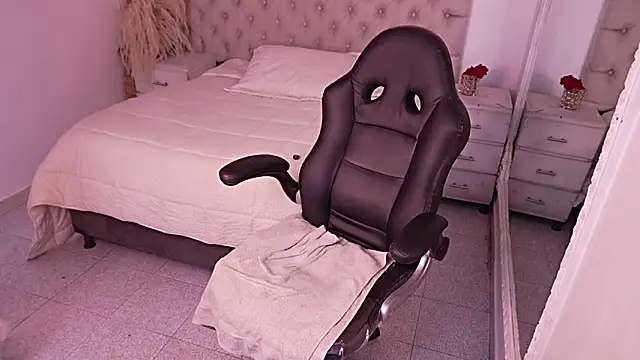 JhoanLeandro online show from 04-06-26, 07:09