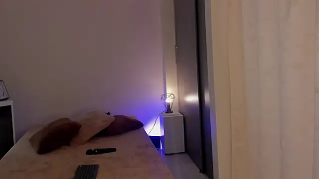 leahaltomm online show from 03-07-25, 08:44