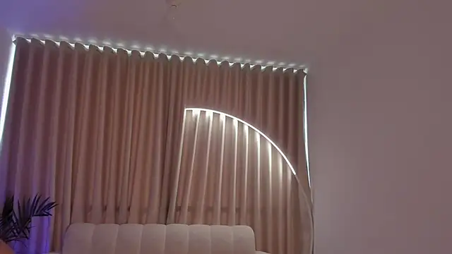 leahaltomm online show from 09-21-25, 07:59