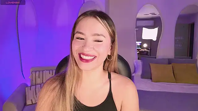 AmaiaHaywood online show from 11-05-25, 06:02