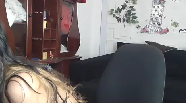 AngelaTurizo online show from 02-20-25, 01:03