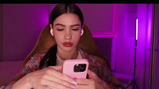 Snapshot of _BbFreya chatting on 02-16-25, 07:27 BbFreya online show from 02-16-25, 07:27