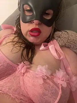 Snapshot of laarti chatting on 04-21-26, 04:34 laarti online show from 04-21-26, 04:34
