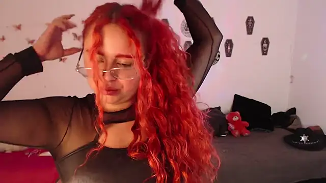 EstefyTabbo online show from 11-22-25, 11:09