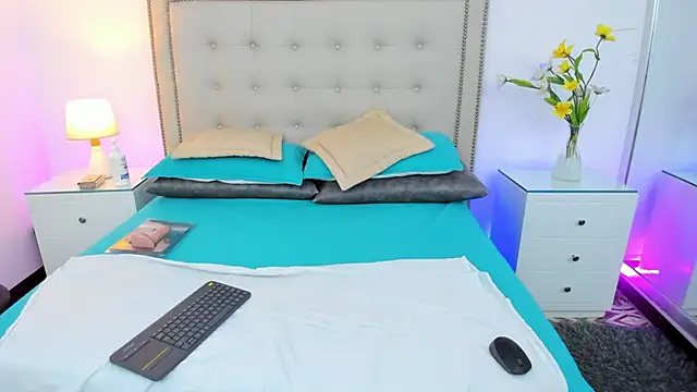 Snapshot of Sofiavillegaz chatting on 03-18-25, 07:31 Sofiavillegaz online show from 03-18-25, 07:31