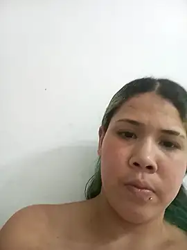 Snapshot of kimberlitaz chatting on 02-13-25, 10:23 kimberlitaz online show from 02-13-25, 10:23