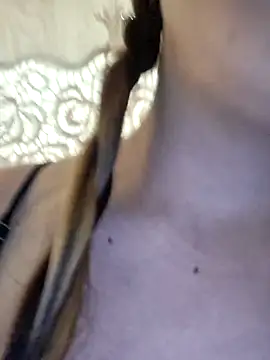 Snapshot of kimberlitaz chatting on 10-23-25, 06:34 kimberlitaz online show from 10-23-25, 06:34