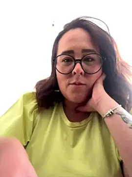 Snapshot of SweetRomina chatting on 02-26-26, 07:57 SweetRomina online show from 02-26-26, 07:57