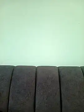 Ariell Kieran online show from 10-27-25, 08:24