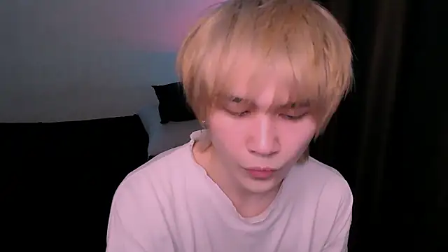 Snapshot of rennnuts chatting on 02-07-26, 12:58 rennnuts online show from 02-07-26, 12:58