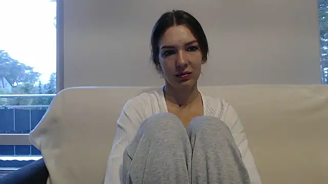 aurora lust online show from 10-09-25, 05:27