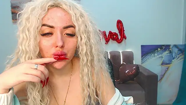 MissisCaty online show from 02-13-25, 07:42