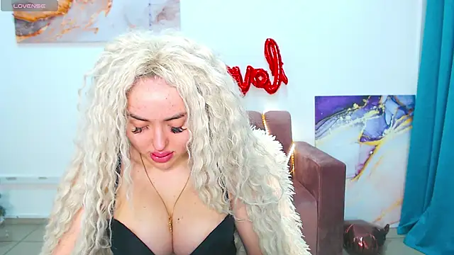 MissisCaty online show from 02-24-25, 07:52